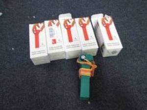 lot 248 image: 5 Rope Thrusters...