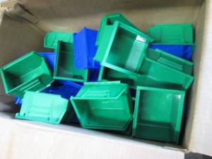 lot 370 image: Large Box of Small Bins GreenBlue...