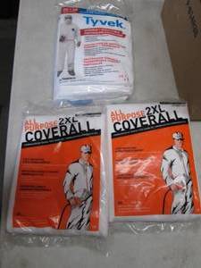 lot 371 image: 11- 2X3X Coveralls...
