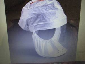 lot 392 image: Box of 25 -3M� Air Purifying Respi...