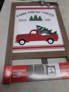 lot 463 image: Holiday Easel Sign...