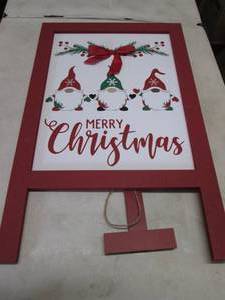 lot 464 image: Gnome Easel Sign Dcor...