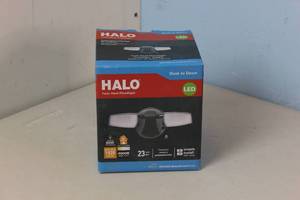 HALO ESF 15-Watt 4000K Bronze Outdoor Integrated LED Dusk to Dawn Flood Light Model #ESF1A4DB - New