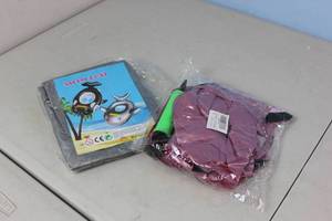 2 Inflatable Toys with 1 pump
