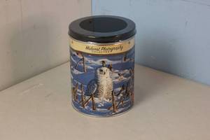 Christmas Chocolate Pretzels Tin Best By 10142023 - New