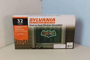 Sylvania Halloween Series Window Decoration V32330 - New