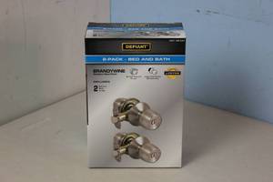 Defiant Brandywine Stainless Steel BedBath Door Knob (2-Pack) Model #T8610BXCD2 - New
