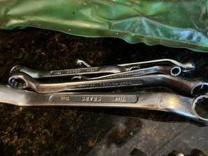 lot 40 image: Craftsman Wrenches in Tool Box