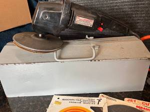 lot 57 image: Wen 2 Speed Sander & Polisher and Sanding Accessories