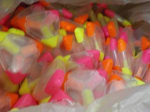Case of 300 Triangular Highlighters...