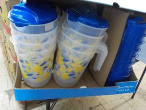 Case of 16 Plastic Lemon Dcor Pit...