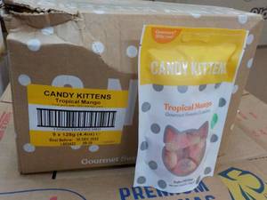 9 - 4.4 oz Tropical Mango Candy Kit...