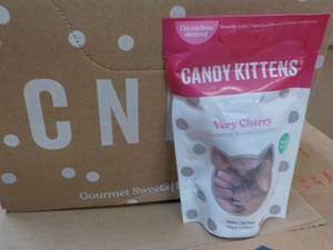 9 - 4.4 oz Very Cherry Candy Kitten...