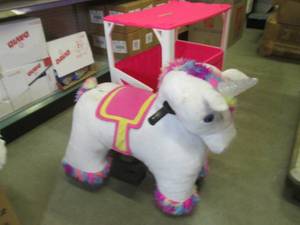 (EW3) Ride-On Unicorn with Stable...