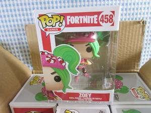 (BS) Case of 6 POP Games Fortnite ...