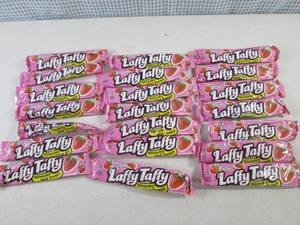 (B-3) 21 Laffy Taffy Strawberry Pas...