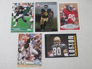 (CNTR) 5 Assorted Football Cards...