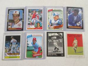 (CNTR) 8 Assorted Baseball Cards...