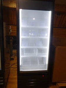 lot 7 image: Royal Freezer