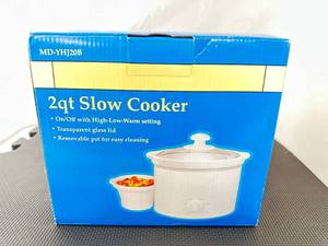 New in Box 2qt Slow Cooker