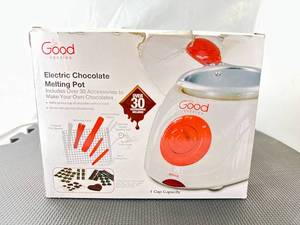 New in Box Electric Chocolate Melting Pot
