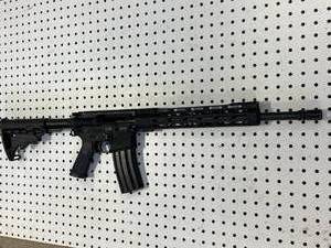 Diamond Back AR-15 (.223 & 5.56) Firearm (appears new)