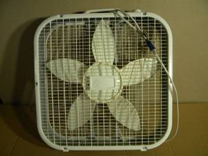 lot 26 image: Galaxy Square Electric House Fan