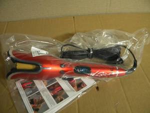 lot 87 image: New - No Box - CHI Spin n Curl 1 Ceramic Rotating Curler - Red