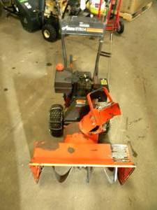 lot 89 image: Ariens ST504 Snowblower 5 HP (Good Compression)