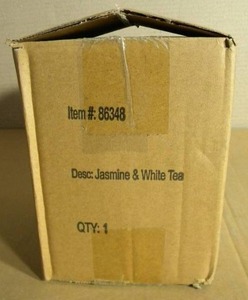 lot 114 image: NewOpen Box Elmtree & York 4-Pc. Jasmine & White Tea Set