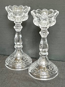 lot 151 image: Pair of Elegant Crystal Candle Holders