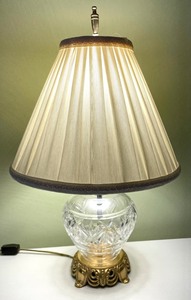 lot 68 image: Waterford Crystal Table Lamp