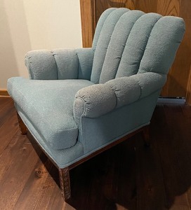 lot 73 image: Vintage Tufted Upholstered Accent Chair with Carved Wooden Base