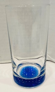 lot 172 image: Cobalt Blue Accented Glassware