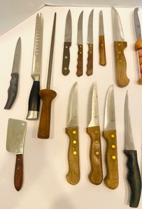 lot 179 image: Knives Galore - Variety of Cutlery