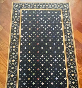 lot 13 image: Extra Long Runner
