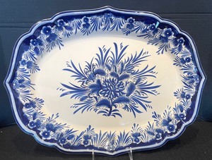 lot 197 image: Blue and White Dishware by Fondeville Ambassador Ware, Zinn, Godinger and More