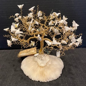 lot 266 image: Dove of Peace Sculpture