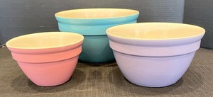 lot 270 image: Hall Nesting Bowls