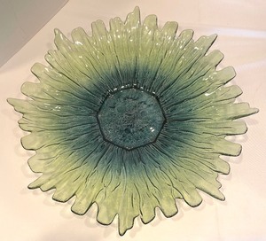 lot 276 image: Gorgeous Platter, Plates and Vase Grouping