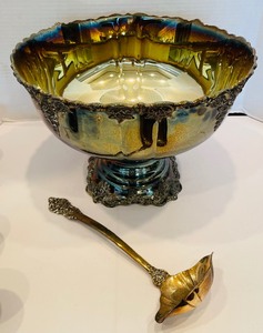 lot 275 image: Large Wallace Baroque Silver Plated Punch Bowl Set