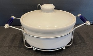 lot 273 image: Wide Variety of White Serving Items