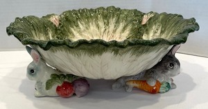 lot 280 image: Lettuce and Leaf Serving Wares
