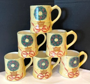 lot 285 image: Festive Mugs, Bowl and Ramekins