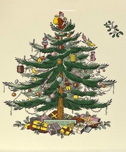 lot 293 image: Spode Christmas Tree Baking Dish