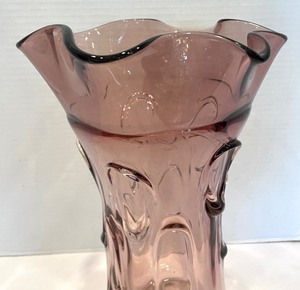 lot 37A image: Peltrina Handmade Glass Vase