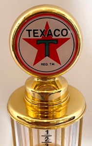 lot 330 image: Texaco Fire Chief 1920 60 Diecast Metal Gas Pump