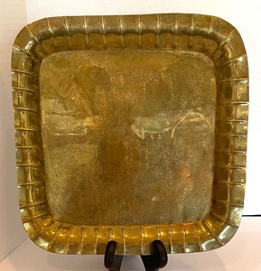 lot 363 image: Beautiful Brass Grouping