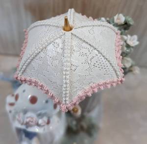 lot 51 image: Lladro Glorious Spring Porcelain Figurine - Item #01005284