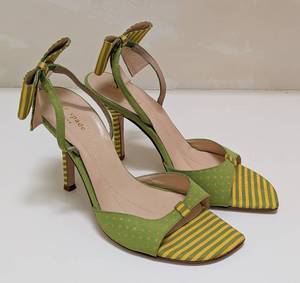 lot 210 image: Kate Spade Green and Yellow Heels
